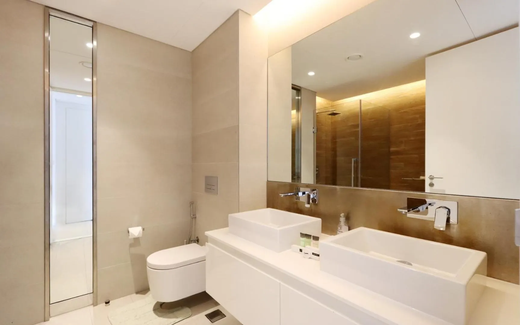 Livbnb-2Br Suite In Bluewaters With Ain Dubai View 0*,  United Arab Emirates
